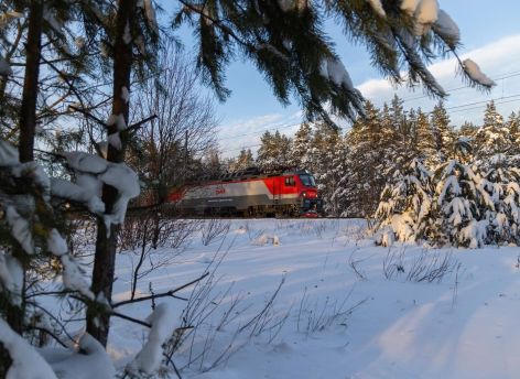 Пассажиры застрявшего поезда Адлер – Нижневартовск получат бонусы в качестве компенсации