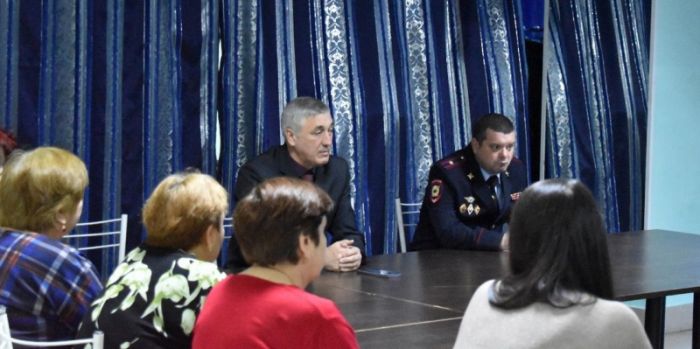 ​Пенсионерам из ХМАО рассказали, как распознать мошенников