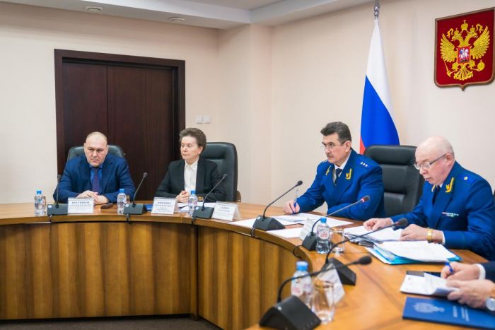 Почти всех детей-сирот в ХМАО обеспечили жильем, сообщили в прокуратуре