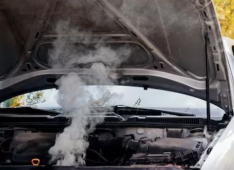 В ХМАО ежегодно загорается до 400 автомобилей