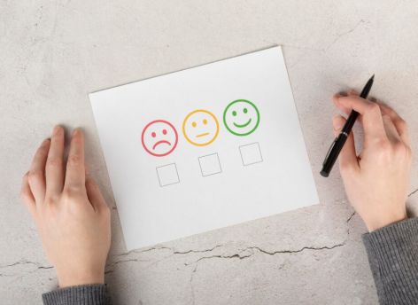 Югорчанам предложили оценить работу чиновников