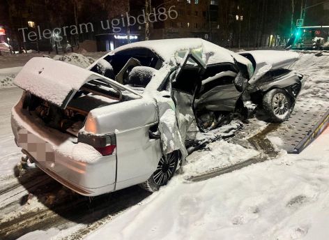 В Югре водитель без прав устроил ДТП - пострадали пять человек