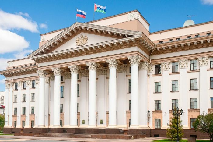 ​В Тюменской области стартует конкурс для СО НКО на гранты губернатора
