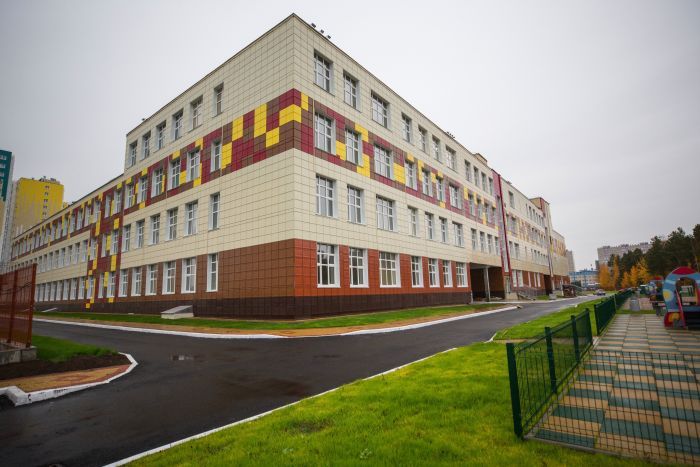 ​До конца 2024 года в Югре достроят девять школ, количество мест для учащихся вырастет на 13 тысяч