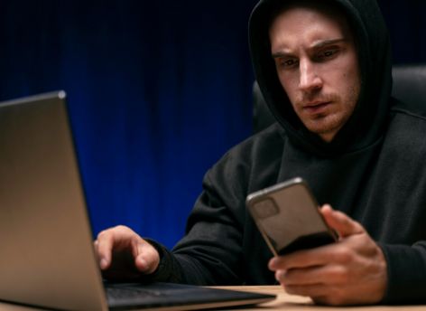 ​Юноша из ХМАО хотел прокачать свой игровой аккаунт и лишился около 200 тысяч рублей