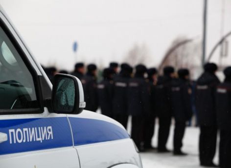 Выбросил сверток, но был пойман: в Нижневартовске задержали мужчину за хранение наркотиков