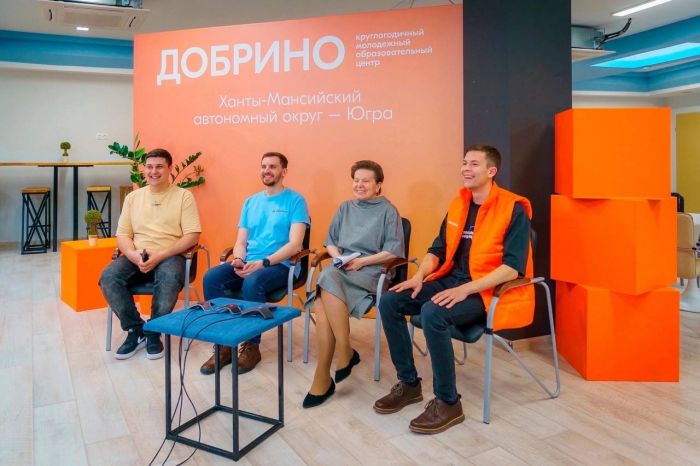 ​Владимир Путин и Наталья Комарова открыли образовательный центр «Добрино» в ХМАО