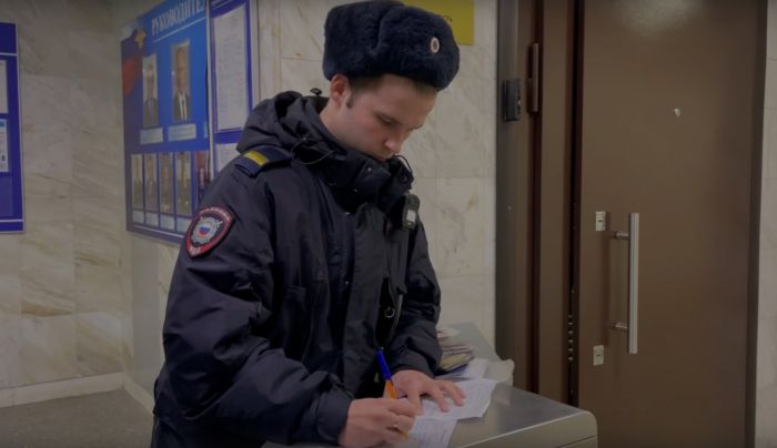 ​Выдворенная из России мигрантка сменила паспорт и незаконно вернулась в Югру