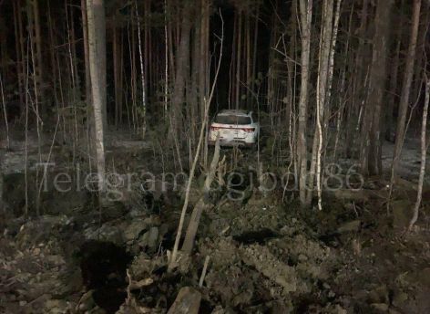 В Нягани пьяный водитель врезался в ограждение и улетел в кювет