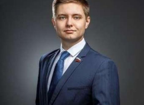 «Выходцы из Молодежного парламента работают и правительстве, и в думе Югры, и в местных органах власти»