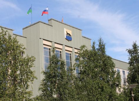 ​Крыльцо мэрии Сургута отремонтируют за 20 млн рублей