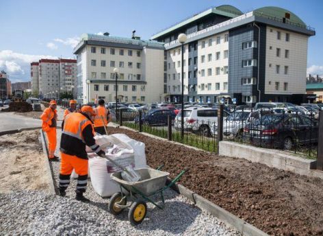Парковочных мест у медучреждений Сургута станет больше