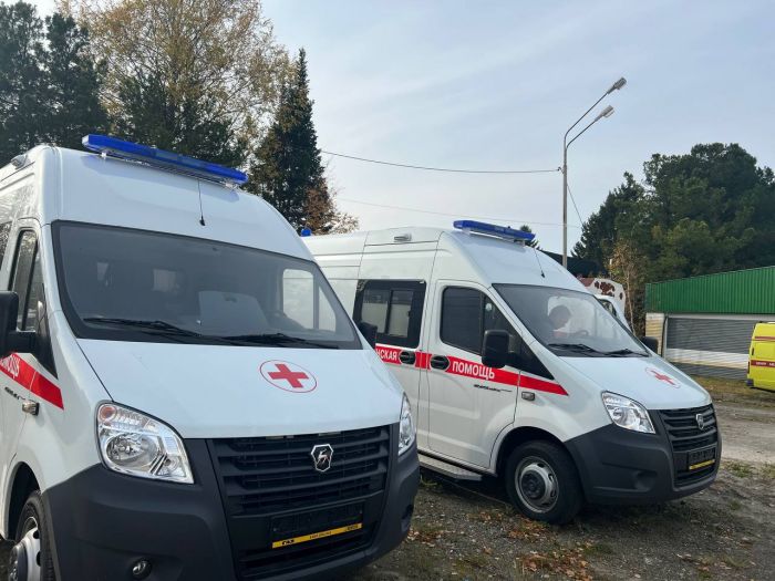 ​В ХМАО скорой медицинской помощи привезли новые автомобили