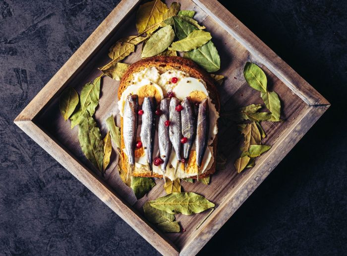 Югорская селедка конкурирует с камчатским крабом и розовыми блинами из Питера