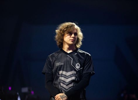 Антон Шкредов из Сургута победил в турнире Riyadh Masters 2024 по игре Dota 2