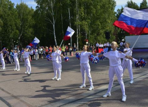 В Югре масштабно отметят 30-летие российского триколора