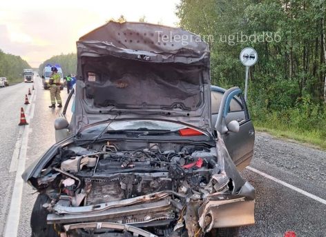 В ХМАО водитель «ВАЗ» выехал на встречку и устроил ДТП с пятью пострадавшими
