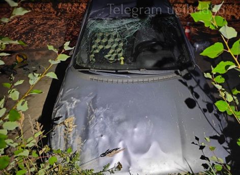Неопытный водитель из Югорска опрокинул собственный автомобиль