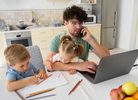 41% родителей из Сургута считают, что уделяют детям достаточно времени
