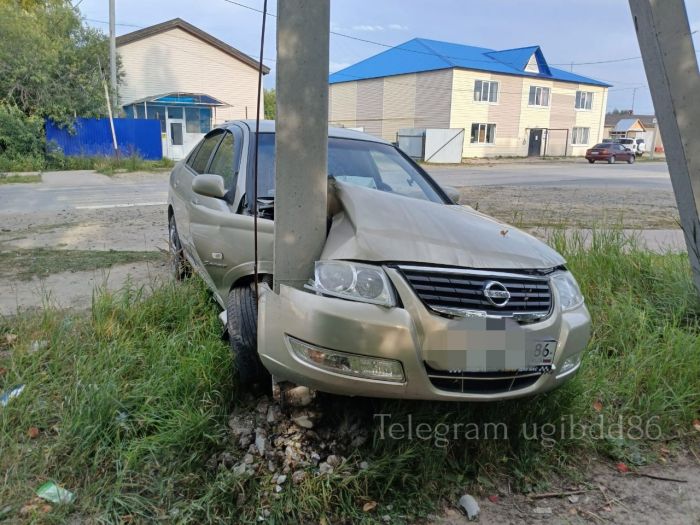 В Березовском районе водитель Toyota спровоцировал ДТП с пострадавшим 