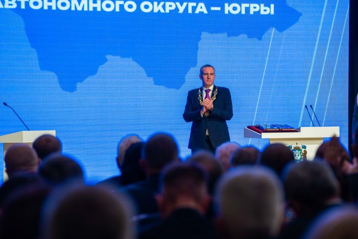 ​«Готов служить Югре!» – Руслан Кухарук вступил в должность губернатора. Что ему пожелали коллеги, и что он сказал югорчанам