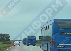 ​Легендарные синие автобусы уехали из Сургута к новым владельцам