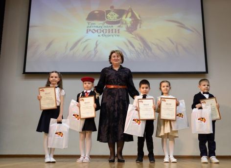 Анна Томазова покидает пост заместителя главы Сургута
