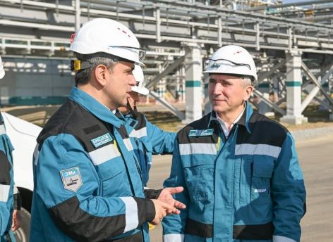 Александр Моор оценил мощность строящихся в Тобольске объектов по производству полимеров