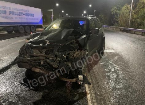 В Сургуте произошло ДТП с участием трех авто