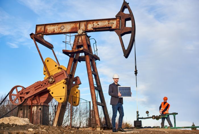 Двое нефтяников в ХМАО заразились смертельной инфекцией