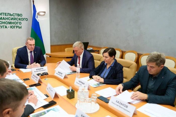 ​Руслан Кухарук обсудил с представителями «Корпорации СТС» тепло, электроэнергию и вывоз мусора