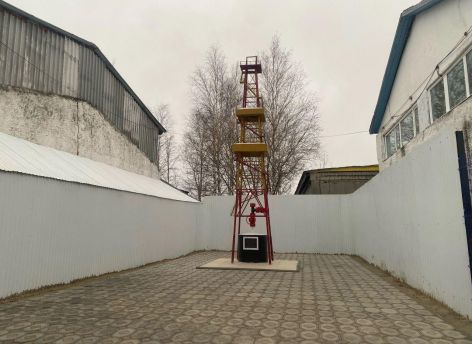 Депутат Думы Сургута помог обустроить парковку рядом с «Домом Ф.К. Салманова»