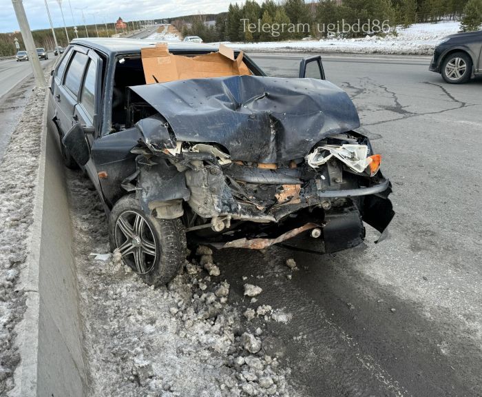 ​В Сургуте в ДТП пострадали три человека