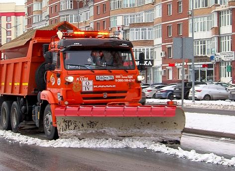 Сургут подготовился к зиме: на уборку улиц выходит до 180 единиц техники ежедневно
