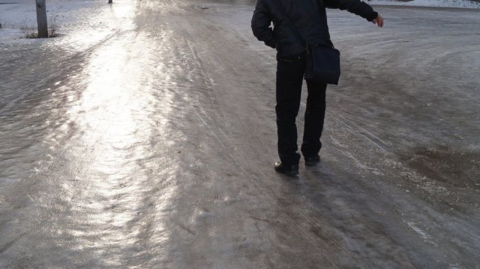 ​170 человек за сутки: в Сургуте увеличилось число пострадавших из-за гололеда