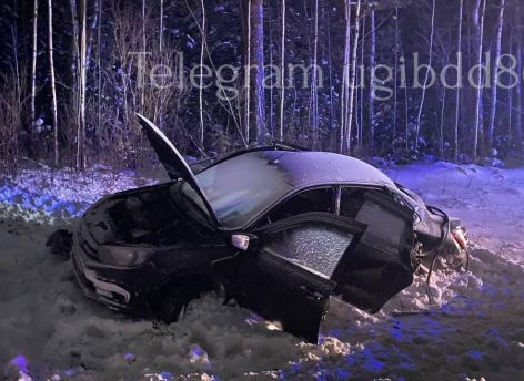 В страшной аварии на трассе ХМАО погиб водитель «ВАЗ»
