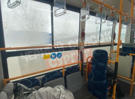 Скандал в Сургуте: кондуктор автобуса предложила пассажирке сдать ребенка в детдом