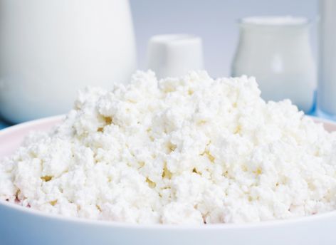 В детском саду Югры обнаружили опасный творог с «мясным клеем»