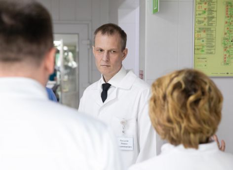 Директор депздрава Югры посетил сургутский кардиоцентр