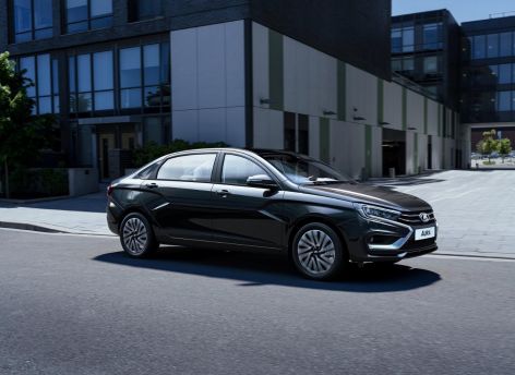 В России стартовали розничные продажи автомобилей Lada Aura