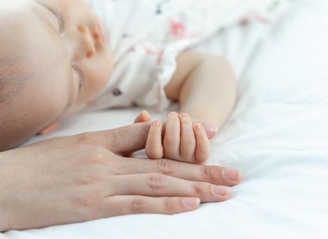 В Югре снизилась рождаемость и увеличилась смертность в 2024 году