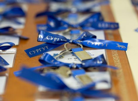 ​С новосельем: в Сургуте 25 детей-сирот получили ключи от собственных квартир