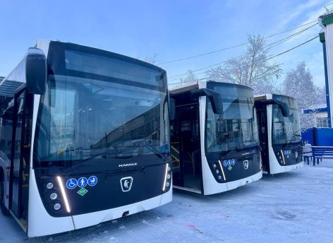 В Сургут прибыли пять новых автобусов