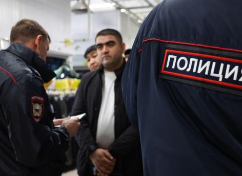 В Югре продолжаются массовые рейды мигрантов: 700 нарушений, десятки уголовных дел