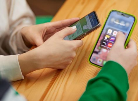 Спрос на чистоту: чистка смартфонов будет доступна югорчанам в салонах МегаФона