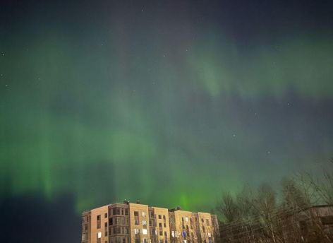 Над Югрой заметили северное сияние // ФОТОФАКТ