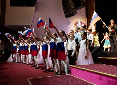 ​В июне россиян ждут длинные выходные: четыре дня подряд отдыха в честь Дня России