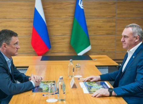 Руслан Кухарук рассказал Александру Новаку, как в Югре добывают нефть