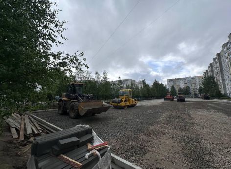 В Сургуте до ноября благоустроят 16 придомовых территорий