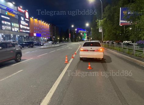 ​В Ханты-Мансийске молодой водитель сбил пенсионерку, переходившую дорогу